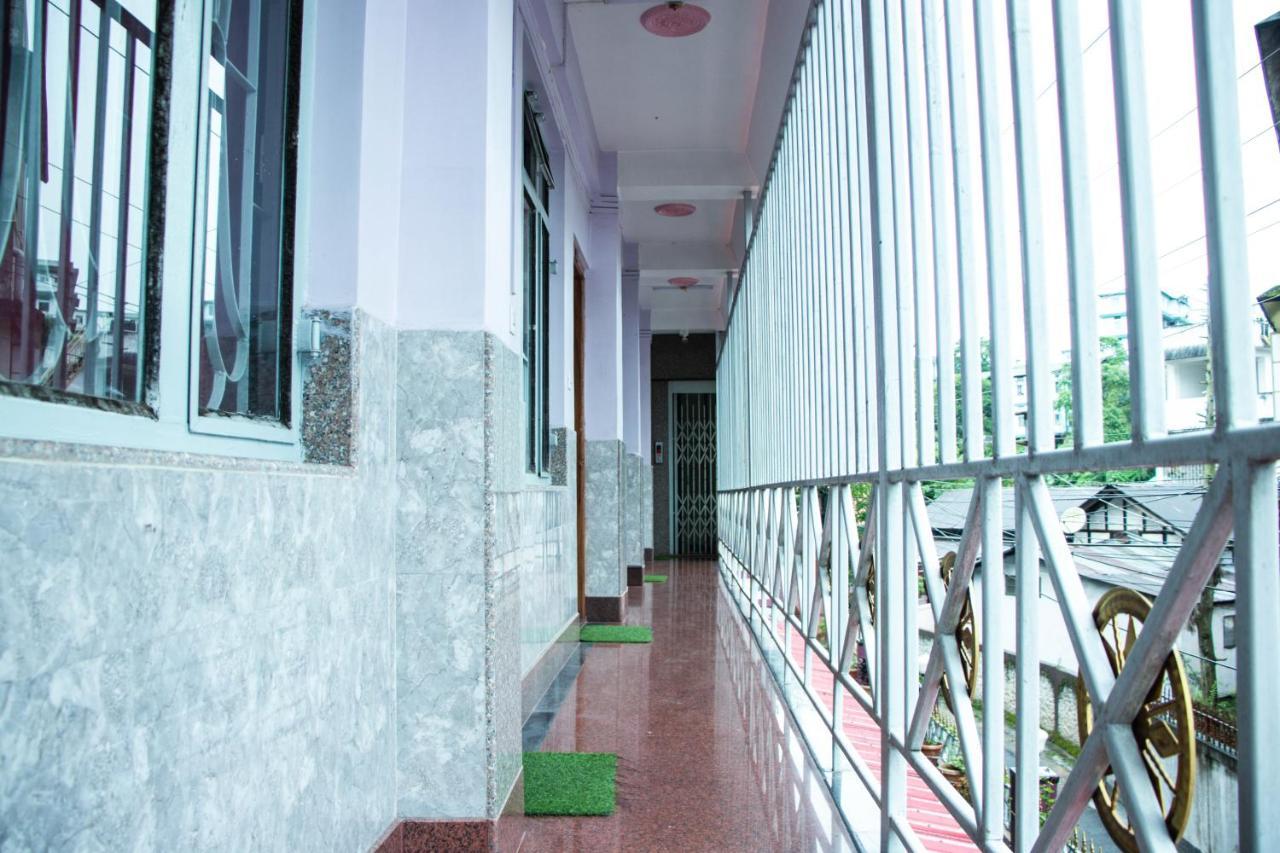 Promudini Guest House Шиллонг Экстерьер фото